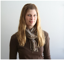 Kristen Schmitt headshot, locavore hunter.